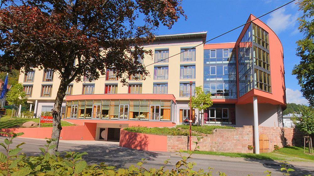 Hotel Harzer Am Kurpark Bad Herrenalb Extérieur photo